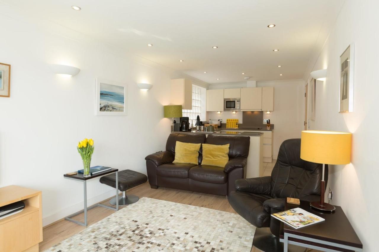 The Point Villa St Ives Exteriör bild
